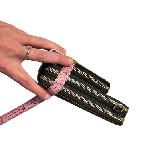 Alba Crossbody Floral Purse 8" Bag Black White NWOT Travel Strap Zipper - Picture 14 of 16